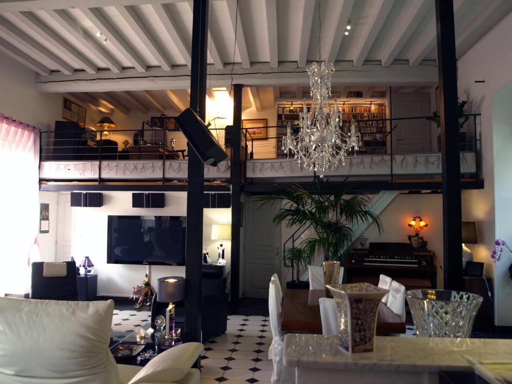 Bed and Breakfast L'Orangerie Бельрив-сюр-Алье Экстерьер фото