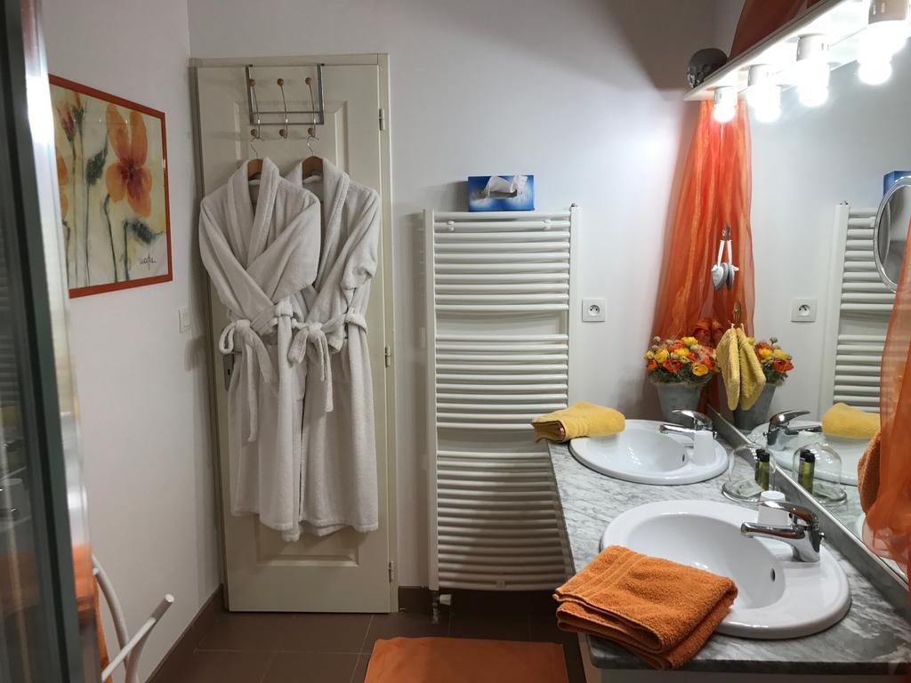 Bed and Breakfast L'Orangerie Бельрив-сюр-Алье Экстерьер фото